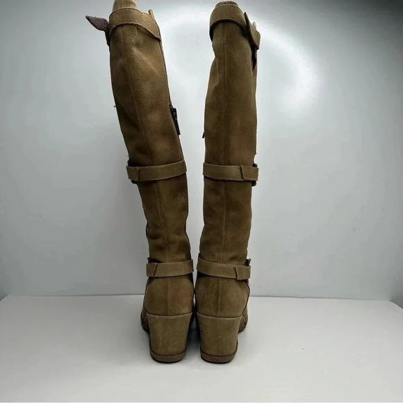 Aquatalia Suede Velcro Strap Knee High Boots Size 7 - Picture 6 of 11